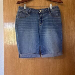 Apt 9 Denim Bermudas